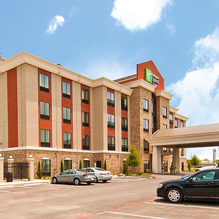 Holiday Inn Express & Suites San Antonio Se By At&T Center, An Ihg Hotel Exterior foto